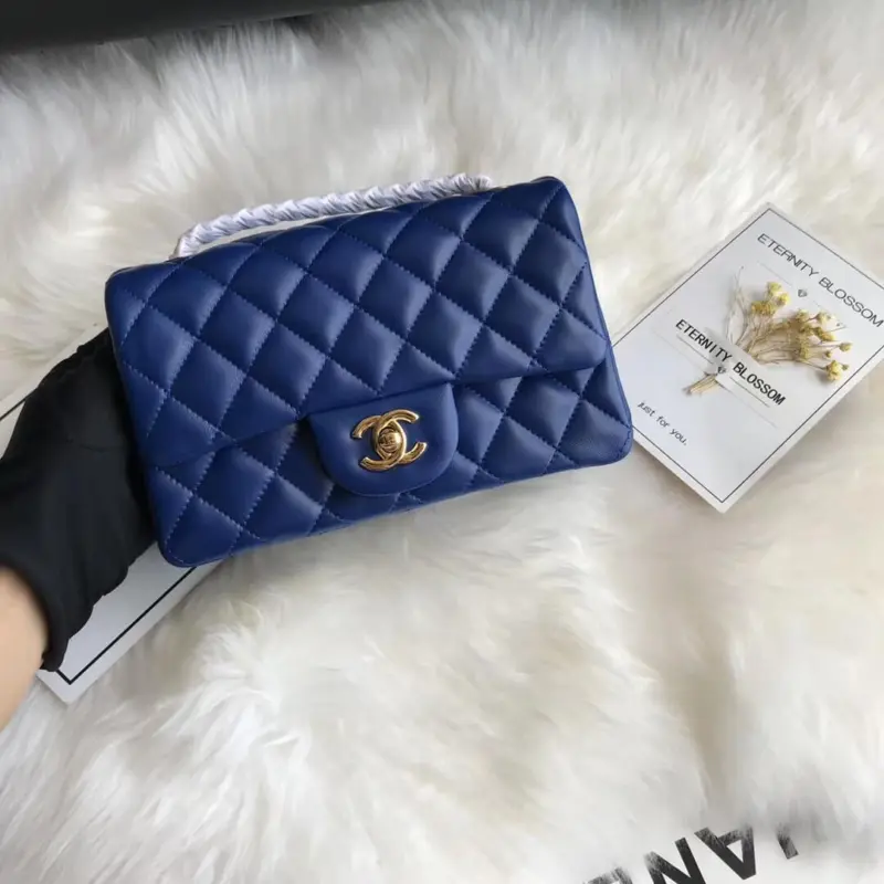 Quilted-Lambskin-20cm-Classic-Flap-Shoulder-Bag-1116-Blue-Quilted-Lambskin-20cm-Classic-Flap-Shoulder-Bag-1116-Blue-2.webp