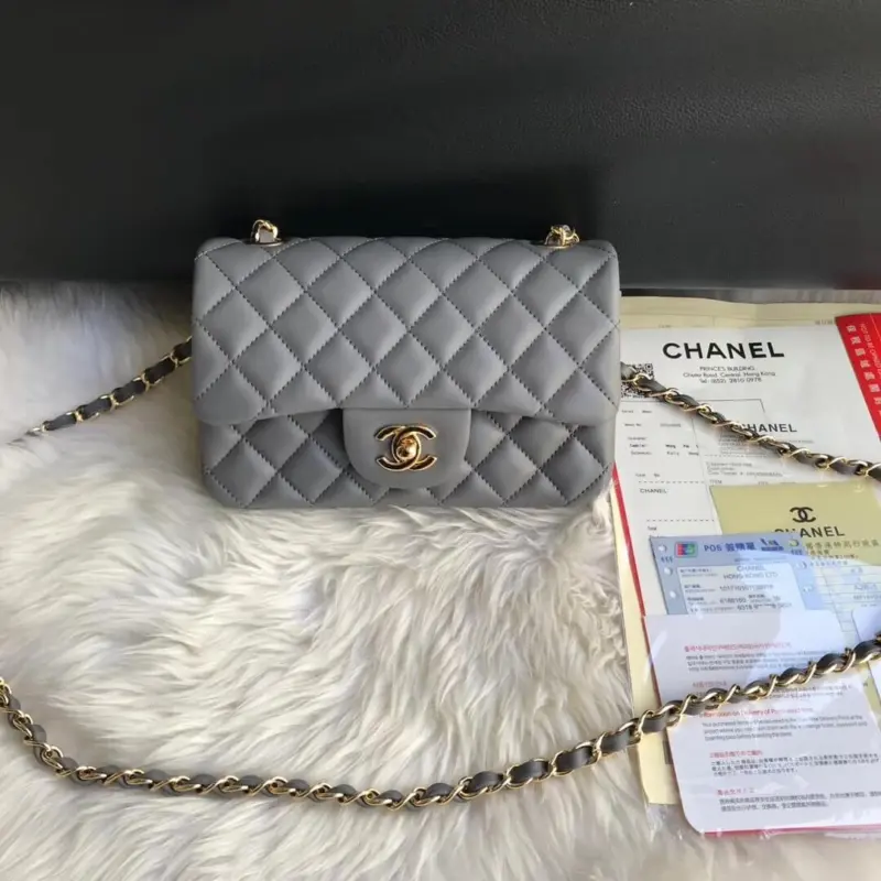 Quilted-Lambskin-20cm-Classic-Flap-Shoulder-Bag-1116-Grey-Quilted-Lambskin-20cm-Classic-Flap-Shoulder-Bag-1116-Grey-1.webp