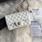 Quilted-Lambskin-20cm-Classic-Flap-Shoulder-Bag-1116-White-Quilted-Lambskin-20cm-Classic-Flap-Shoulder-Bag-1116-White-2.webp