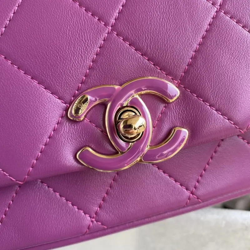 Quilted-Lambskin-Leather-Large-Classic-Flap-Shoulder-Bag-AS2319-Purple-Quilted-Lambskin-Leather-Large-Classic-Flap-Shoulder-Bag-AS2319-Purple-3.webp