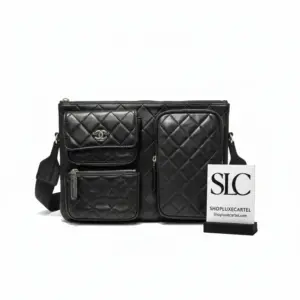 Quilted Lambskin Leather Pouch with Accessories Black AP1054