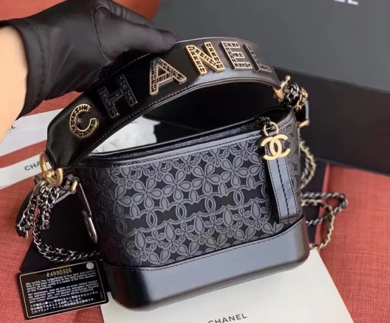 Quilted-Leather-Small-Hobo-Shoulder-Bag-with-Chain-AS0865-Black-Quilted-Leather-Small-Hobo-Shoulder-Bag-with-Chain-AS0865-Black-1.webp