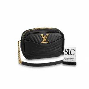 Quilted Leather Wave Crossbody Camera Shoulder Bag Black M58677