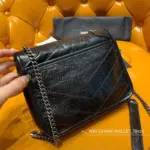 Quilted-Niki-Leather-Wallet-on-Chain-Shoulder-Bag-583103-Black-Quilted-Niki-Leather-Wallet-on-Chain-Shoulder-Bag-583103-Black-4.webp