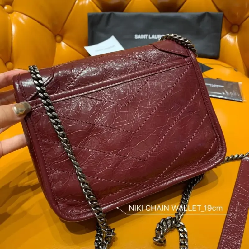 Quilted-Niki-Leather-Wallet-on-Chain-Shoulder-Bag-583103-Burgundy-Quilted-Niki-Leather-Wallet-on-Chain-Shoulder-Bag-583103-Burgundy-2.webp