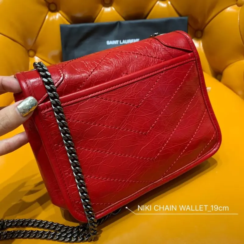 Quilted-Niki-Leather-Wallet-on-Chain-Shoulder-Bag-583103-Red-Quilted-Niki-Leather-Wallet-on-Chain-Shoulder-Bag-583103-Red-3.webp