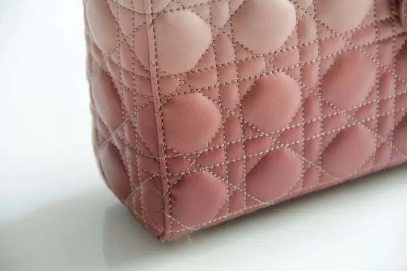 Small-Quilted-Cannage-Bag-in-Pink-Gradient-Lambskin-M0538-7.webp