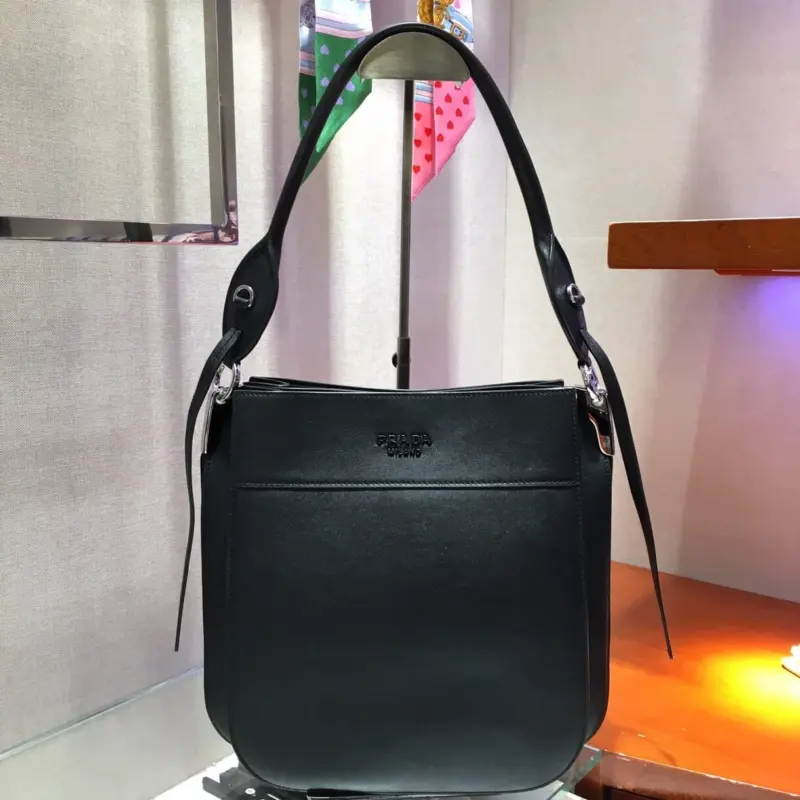 Small-Top-Handle-Hobo-Shoulder-Bag-in-Smooth-Leather-1BC082-Black-Small-Top-Handle-Hobo-Shoulder-Bag-in-Smooth-Leather-1BC082-Black-2.webp