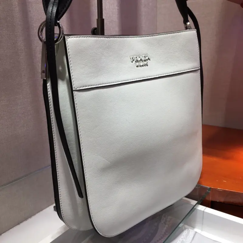 Small-Top-Handle-Hobo-Shoulder-Bag-in-Smooth-Leather-1BC082-White-Small-Top-Handle-Hobo-Shoulder-Bag-in-Smooth-Leather-1BC082-White-3.webp