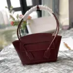Small-Top-Handle-Tote-Bag-in-Smooth-Calfskin-580725-Bordeaux-Small-Top-Handle-Tote-Bag-in-Smooth-Calfskin-580725-Bordeaux-2.webp
