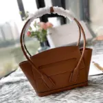 Small-Top-Handle-Tote-Bag-in-Smooth-Calfskin-580725-Caramel-Small-Top-Handle-Tote-Bag-in-Smooth-Calfskin-580725-Caramel-1.webp