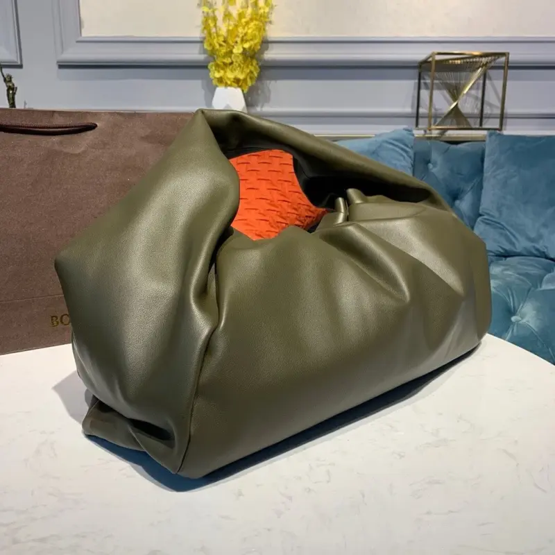 Soft-Gathered-Leather-Large-Shoulder-Pouch-Bag-607984-Green-Soft-Gathered-Leather-Large-Shoulder-Pouch-Bag-607984-Green-2.webp