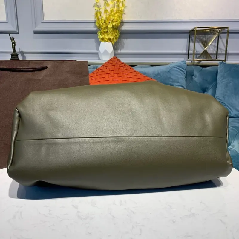 Soft-Gathered-Leather-Large-Shoulder-Pouch-Bag-607984-Green-Soft-Gathered-Leather-Large-Shoulder-Pouch-Bag-607984-Green-3.webp