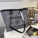 Spacious-Deauville-Style-Chain-Shoulder-Canvas-Tote-Bag-A66939-Black-Spacious-Deauville-Style-Chain-Shoulder-Canvas-Tote-Bag-A66939-Black-1.webp