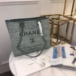 Spacious-Deauville-Style-Chain-Shoulder-Canvas-Tote-Bag-A66939-Green-Spacious-Deauville-Style-Chain-Shoulder-Canvas-Tote-Bag-A66939-Green-1.webp