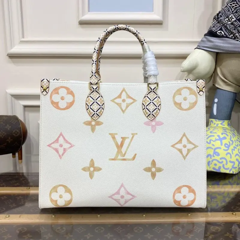 Spacious-Monogram-Print-OnTheGo-MM-Tote-Shoulder-Bag-M22975-2.webp