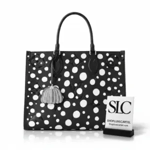 Spacious OnTheGo MM Tote Bag with Graphic Print M46389