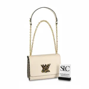 Structured Epi Leather Twist Lock Shoulder Bag MM M53928
