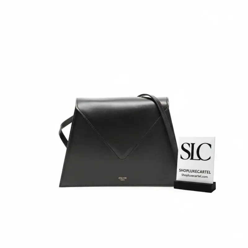 Structured-Top-Handle-Shoulder-Bag-in-Smooth-Leather-189923-Structured-Top-Handle-Shoulder-Bag-in-Smooth-Leather-189923.webp