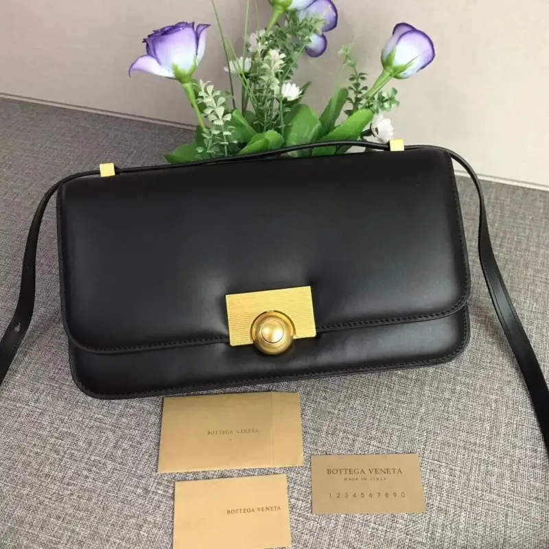 Timeless-Design-Smooth-Leather-Classic-Shoulder-Crossbody-Bag-578009-Black-Timeless-Design-Smooth-Leather-Classic-Shoulder-Crossbody-Bag-578009-Black-1.webp