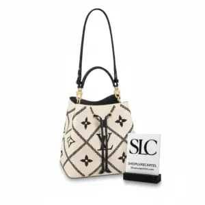 Two-Tone Drawstring Bucket Shoulder Bag in Creme Beige M46023