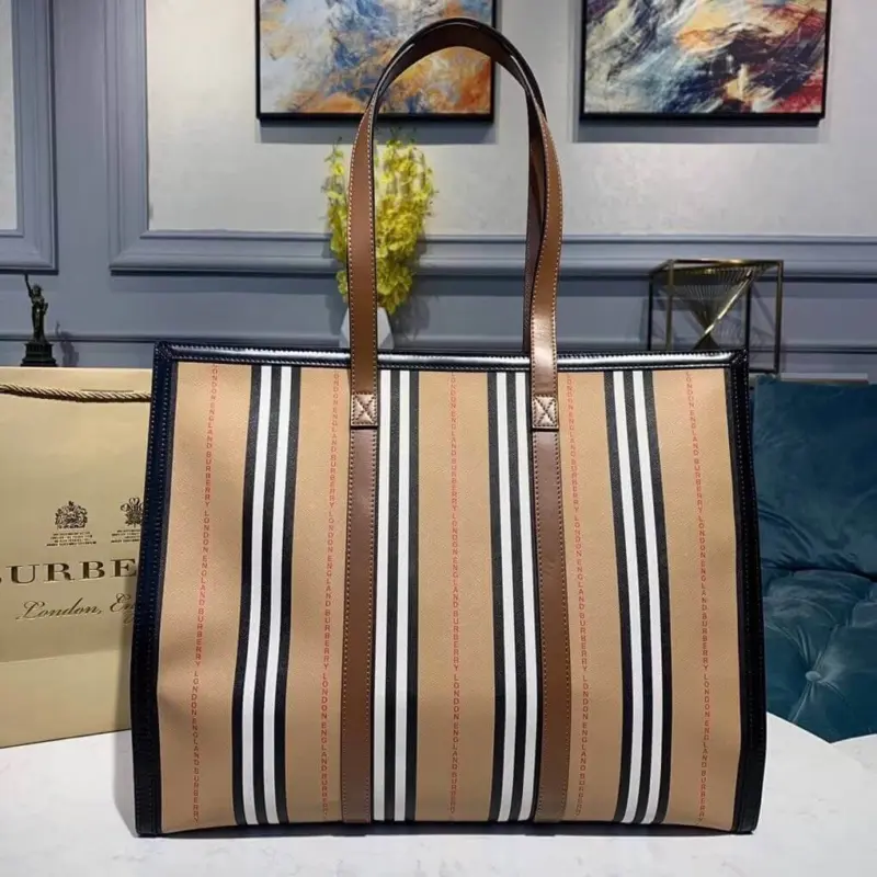 Vertical-Tote-Bag-with-Classic-Stripe-and-Logo-Print-80223771-9.webp