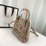 Vintage-Floral-Print-Horsebit-1955-Shoulder-Bag-621220-2.webp
