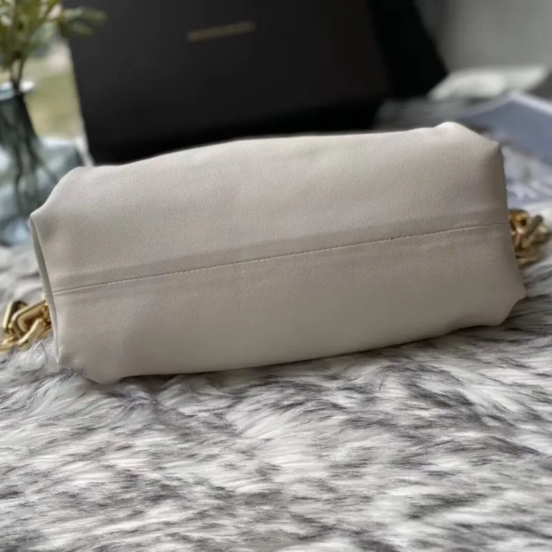 Woven-Leather-Gathered-Chain-Shoulder-Pouch-Bag-620230-White-Woven-Leather-Gathered-Chain-Shoulder-Pouch-Bag-620230-White-5.webp