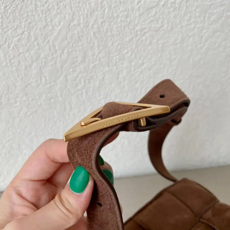 Woven-Padded-Cassette-Crossbody-Shoulder-Bag-in-Suede-591970-Coffee-Woven-Padded-Cassette-Crossbody-Shoulder-Bag-in-Suede-591970-Coffee-2.webp