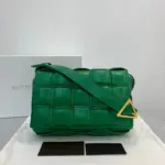 Woven-Padded-Cassette-Leather-Crossbody-Shoulder-Bag-591970-Green-Woven-Padded-Cassette-Leather-Crossbody-Shoulder-Bag-591970-Green-1.webp