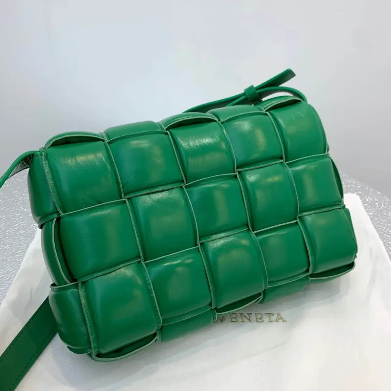Woven-Padded-Cassette-Leather-Crossbody-Shoulder-Bag-591970-Green-Woven-Padded-Cassette-Leather-Crossbody-Shoulder-Bag-591970-Green-3.webp
